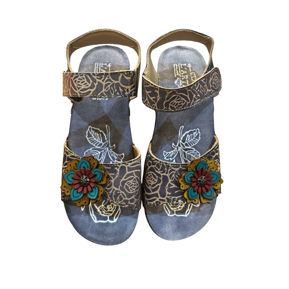 L'Artiste Cuteness Navy Multi‎ Leather Wedge Embossed Sandals Size 37 US 6.5